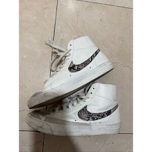 Nike sneaker US 7.5 eur 38.5 SNAKE SKIN NIKE LOGO